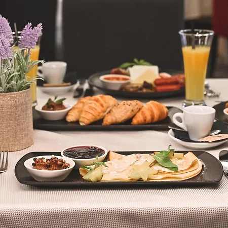 Hotel Grand 5*