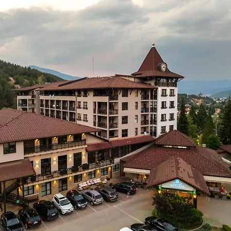 Grand Hotel