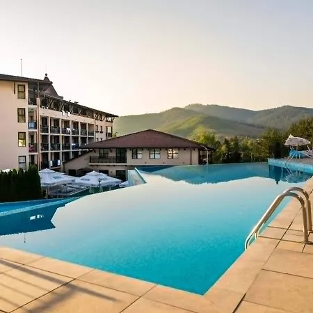Hotel Grand 5*