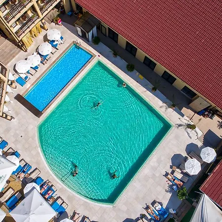 Hotel Grand Velingrado